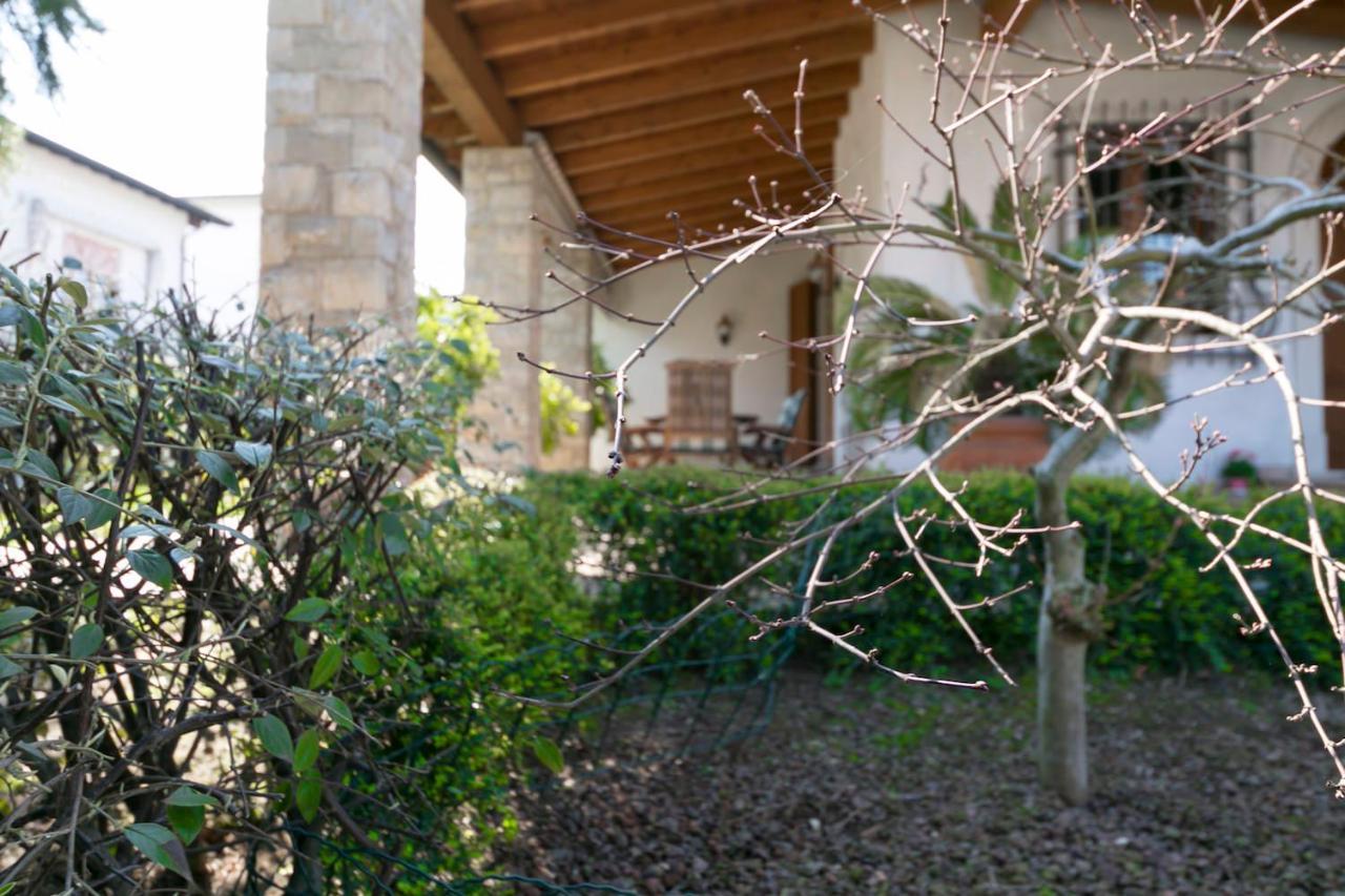La Casa Di Pimpi Bed & Breakfast Desenzano del Garda Exterior photo