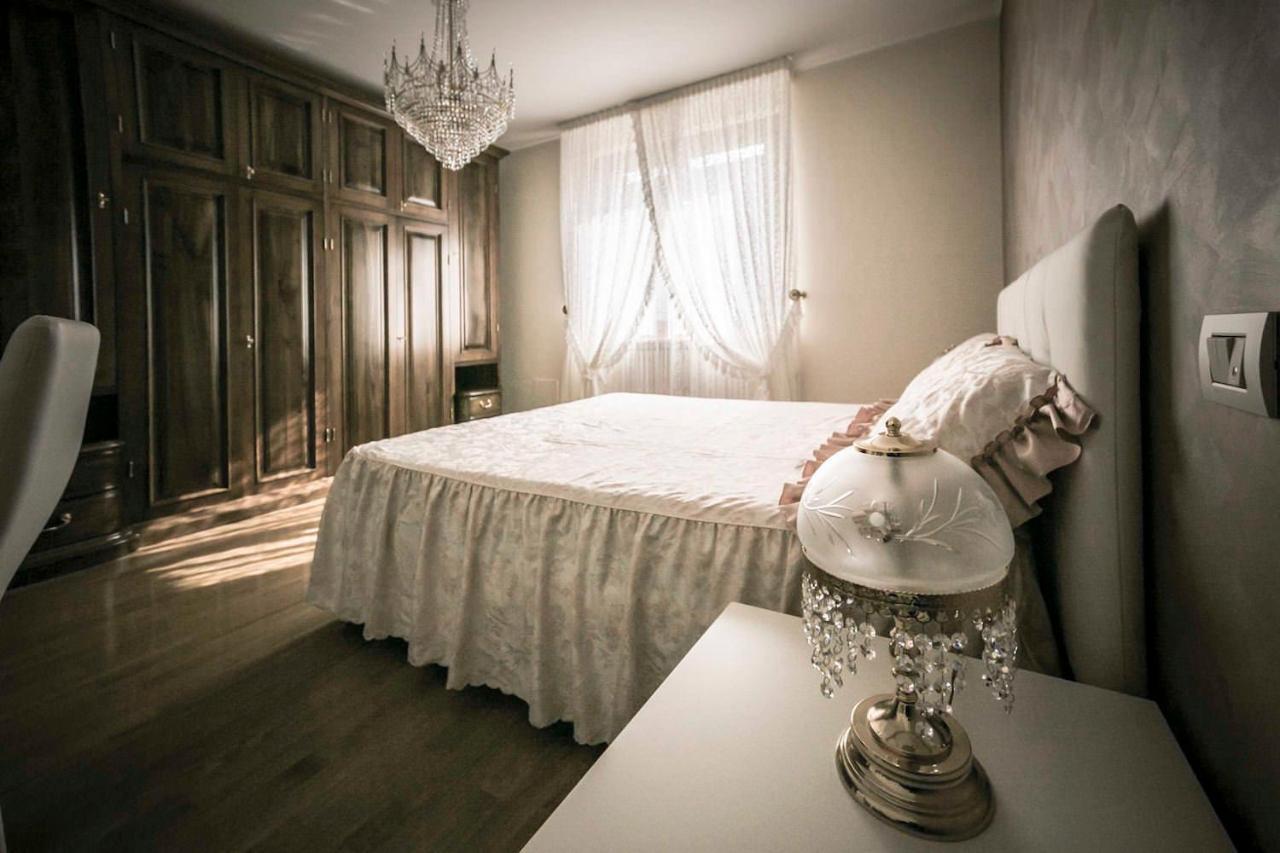 La Casa Di Pimpi Bed & Breakfast Desenzano del Garda Exterior photo